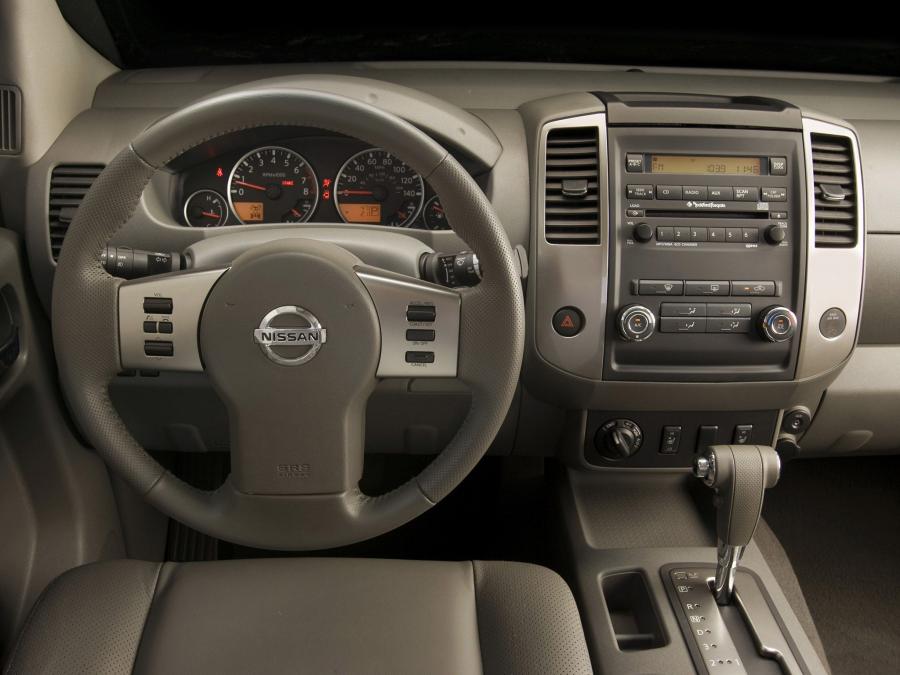  Nissan Frontier Crew Cab 2008 года  (фото 2 из 6)